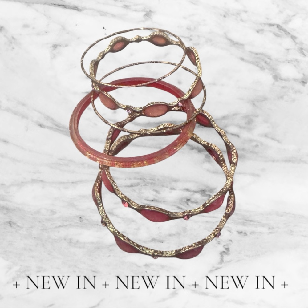 Vintage-Inspired Bangle Bracelet Set Gold & Salmon Orange Retro Gently Loved